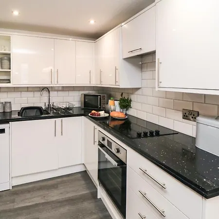 Tower Apartment Whitby